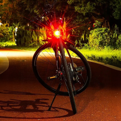 LAMPKA ROWEROWA PRZÓD + TYŁ LED LAMPKI DO ROWERU NA KIEROWNICĘ ZESTAW + BAT